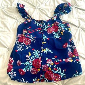 Button down sleeveless dressy top